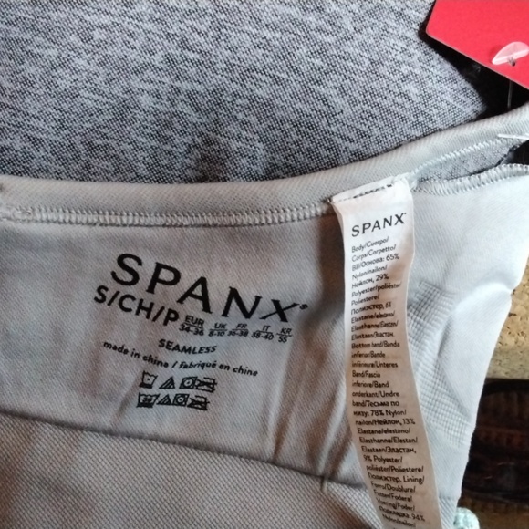 SPANX S/P SPORTS BRA - Picture 6 of 8